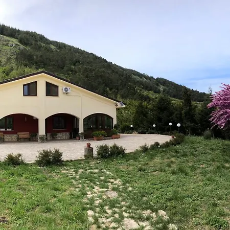 Serra Moneta Çiftlik konaklama Santo Stefano Quisquina